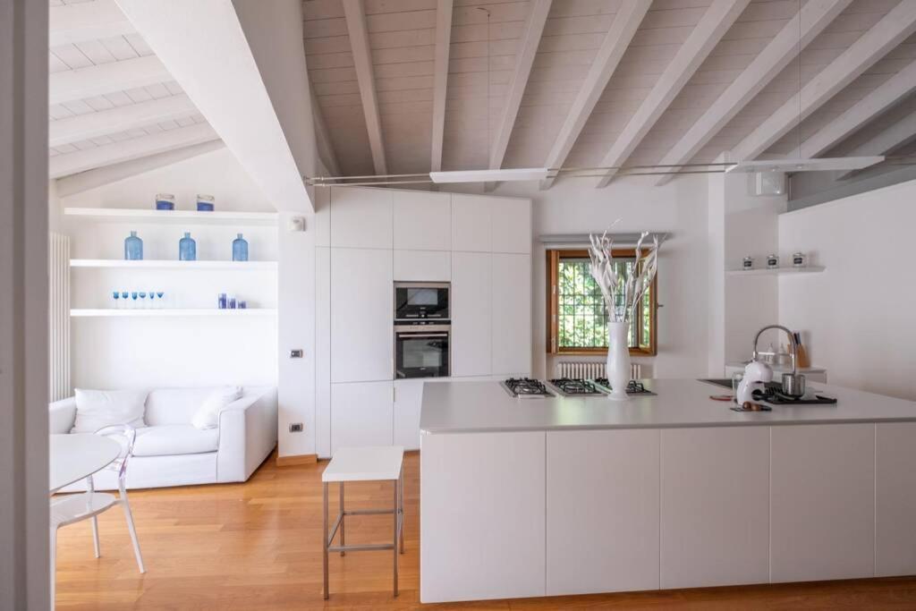 Happy Guest Apartments - Lake & Style Riva di Solto Exterior foto